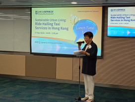 Ms Miriam Lau, advisor to Women in the Chartered Institute of Logistics and Transport and former Legislative Councilor for chairing the session