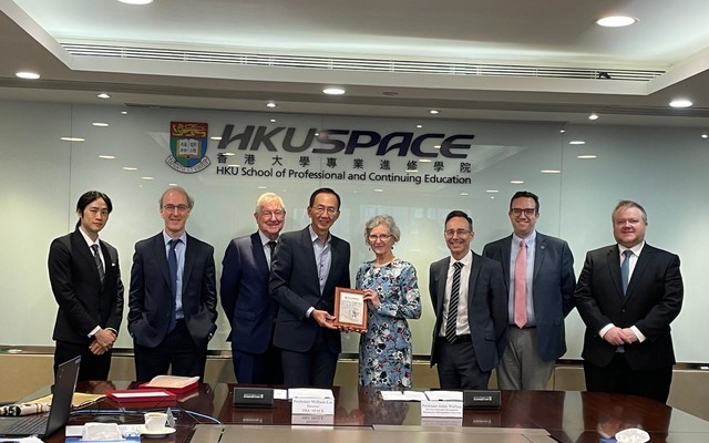 学院与曼彻斯特都会大学合作再进一步​