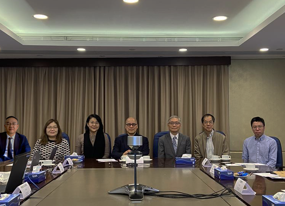 Supporting Hong Kong's Chinese Medicine Hospital: Two Major Talent Training 