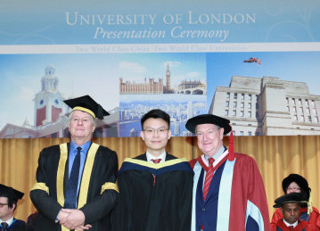 Mr Lou Kenley (BSc Business and Management)