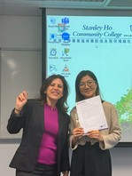 Congratulations to Ms. Tsang, who has won the Outstanding Performance Award in our Certificate in Spanish (Introductory)! ¡Felicitaciones! (Mar 2025)