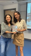 Congratulations to Ms Wong, who has won the Outstanding Performance Award in our Certificate in Spanish (Introductory)! ¡Felicitaciones! (Oct 2023)