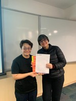 Congratulations to Ms. Chung, who has won the Best Progress Award in our Certificate in Spanish (Introductory)! ¡Felicitaciones! (Jan 2025)