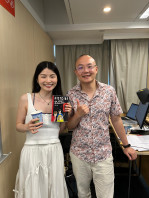 Congratulations to Yin, who has won the Best Progress Award in our Certificate in French (Introductory)! Félicitations! 