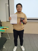 Congratulations to Mr. Chan, who has won the Best Progress Award in our Certificate in French (Introductory)! Félicitations! 