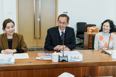 Meeting with the School of Continuing Education of Northwestern Polytechnical University.