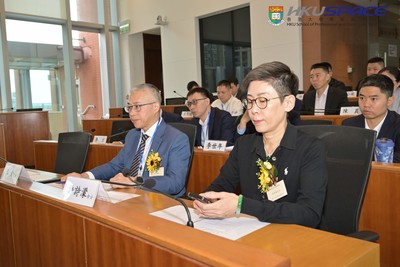 Class Highlight: Mr Wang Lun, Ms Hui Sze Man.